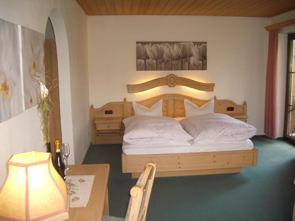 Hotel Bergblick Варменщайнах Екстериор снимка